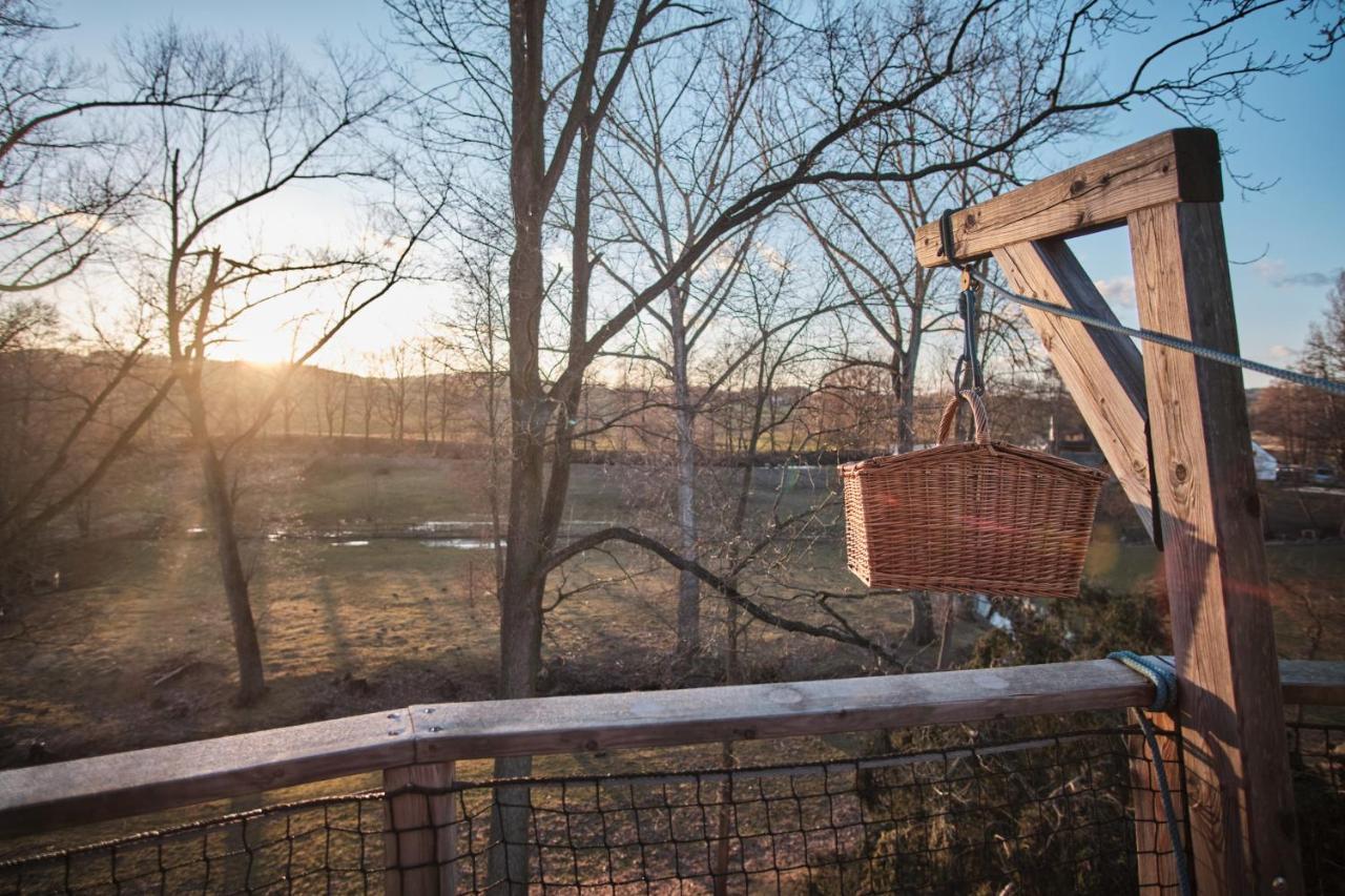 Treehouse Kremilek Villa Jesenice  Buitenkant foto
